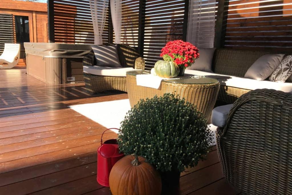 Orchardhouse Farmhouse, Wellness Chrast  外观 照片